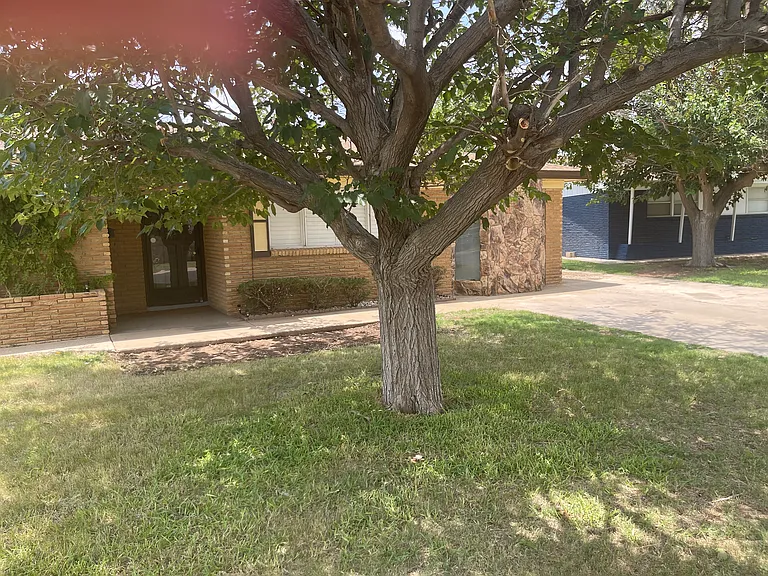 1465 Westbrook Ave — Photo 12