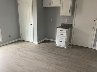 1347 Kienast Dr, Fayetteville, NC 28314