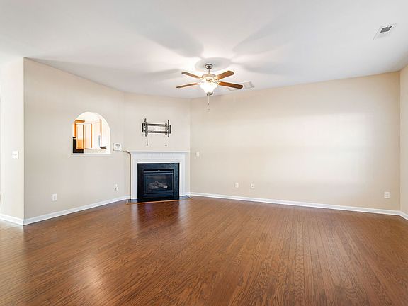 4th image of 711 Keystone Park Dr Unit 90