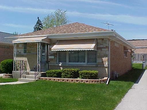 1st image of 7320 N Nora Ave