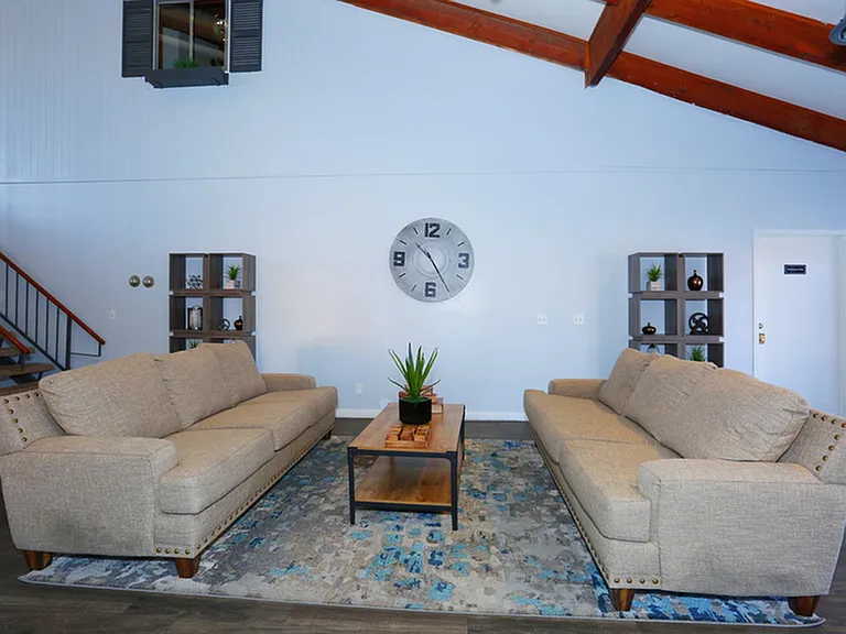 Lake Charlotte Apartments — Photo 14