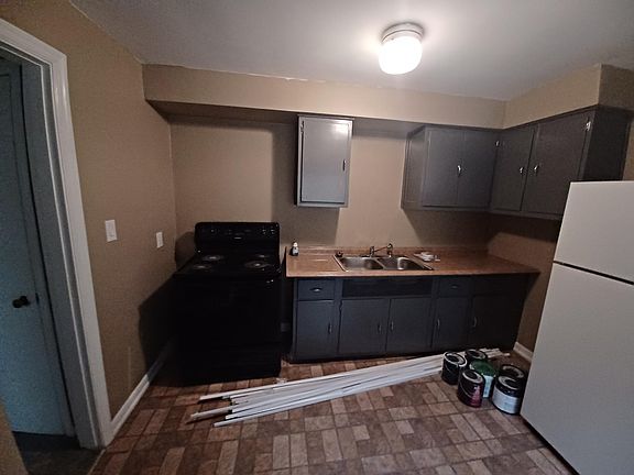 4th image of 2551 Hilton Dr #2