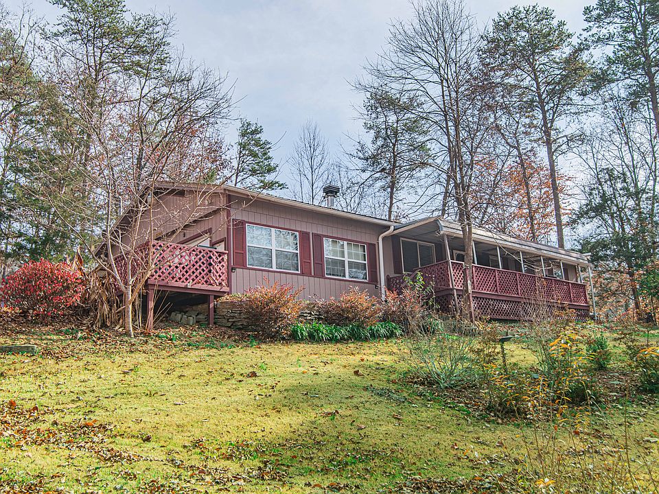 1st image of 1748 Paulas Huskey Cir