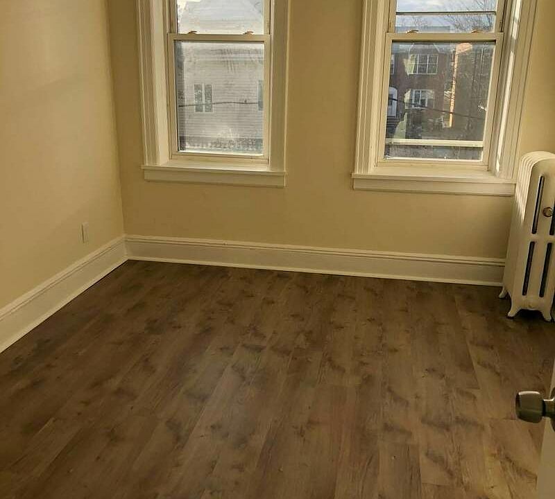 1st image of 8648 16th Ave