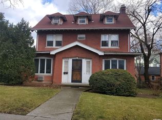 8109 Austin St, Kew Gardens, NY 11415