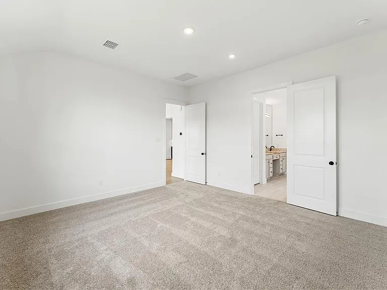 29751 Bur Creek Ln — Photo 23
