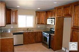 3rd image of 1558 W Flippen Cir