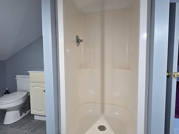 4th image of 176-178 Bailey St #178-03