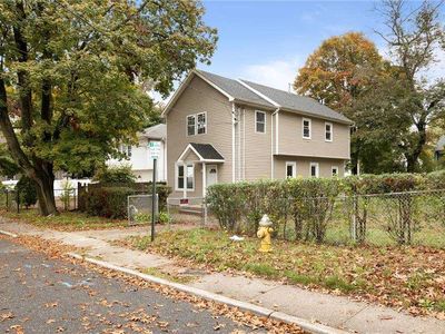 127 E 3rd St, Huntington Station, NY, 11746