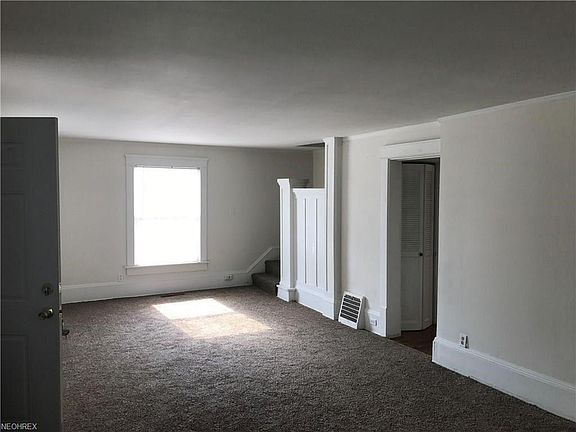 2nd image of 24 N Rose Blvd