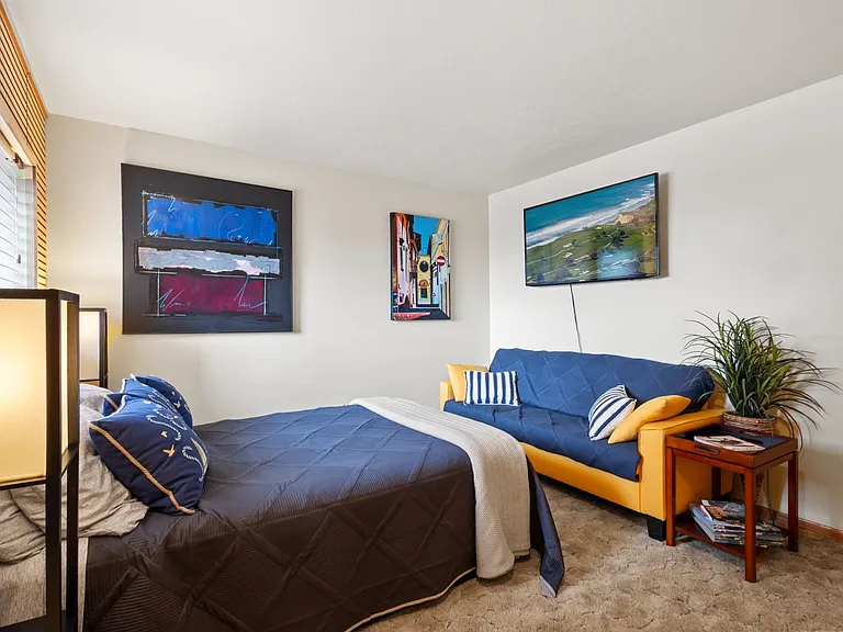 1045 Sagewood Pl — Photo 7