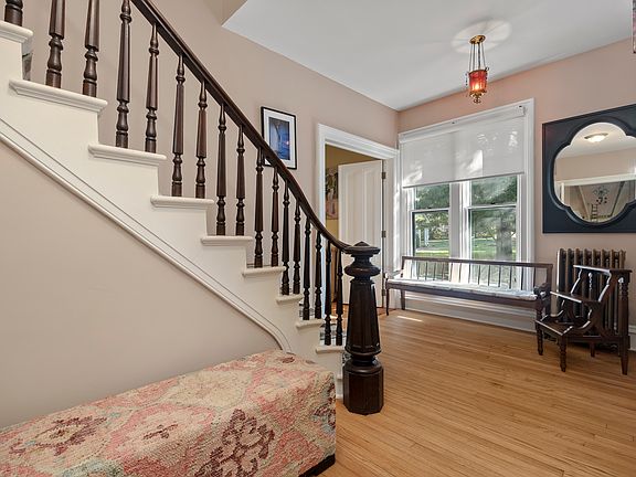 5th image of 5 Fairview Ave