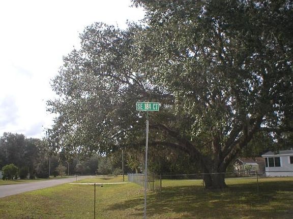 5th image of 5959 SE 184th Ct