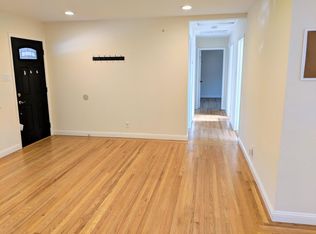 933 Barbara Ave, Mountain View, CA 94040