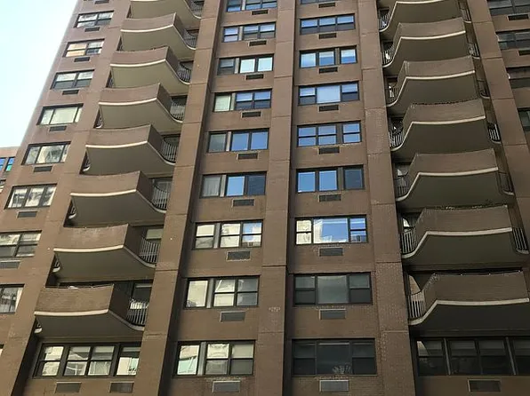 58 W 58th St APT 9D, New York, NY 10019