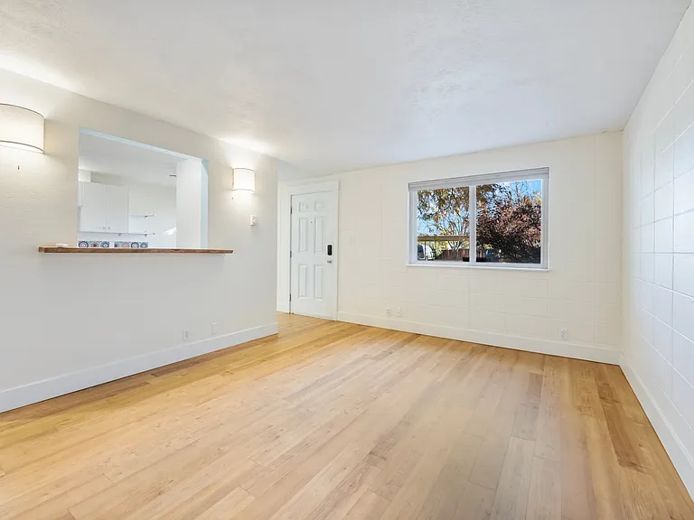 926 S Curtis Rd — Photo 15