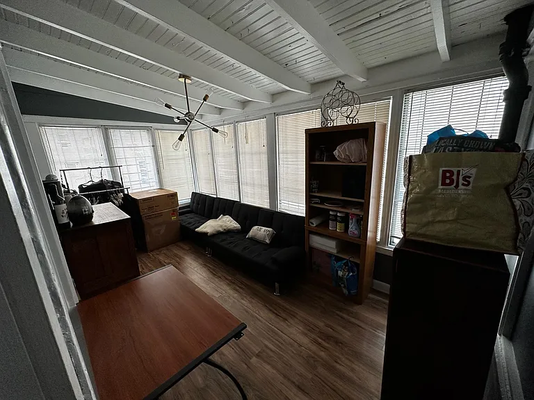 1204 Delaware Ave #3 — Photo 21