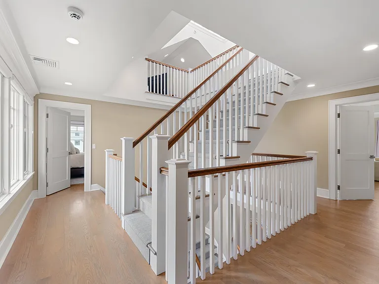 19 Spriteview Ave — Photo 14