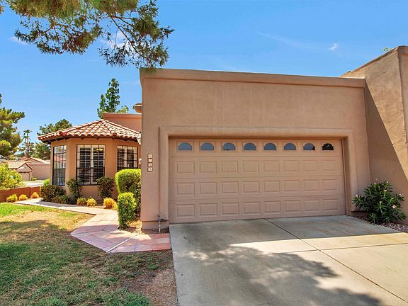 3rd image of 4059 E Sunnyside Dr