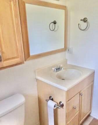 4th image of 8565 Loretto Ave