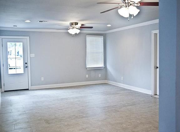 4th image of 4423 Karen Ave
