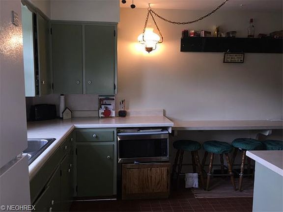 3rd image of 8048 Sigle Ln