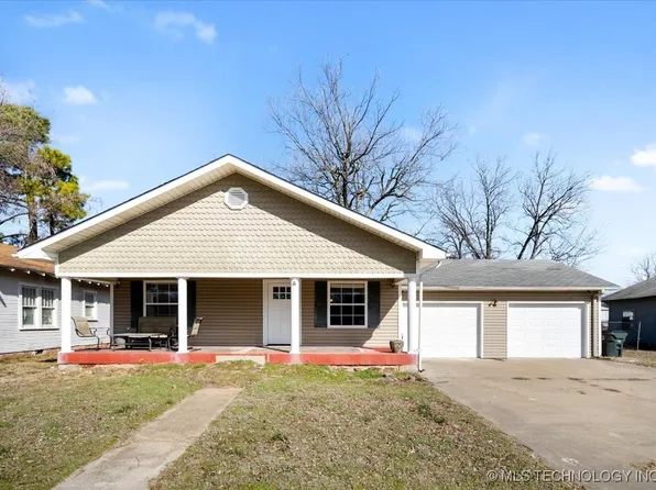 1225 W 5th St, Okmulgee, OK 74447