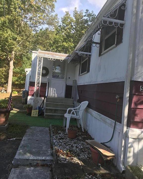 2nd image of 507 Roberts Rd