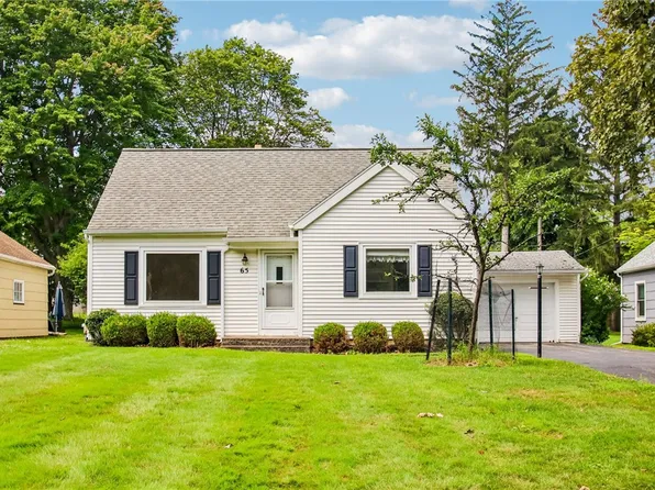 65 Crestfield Dr, Rochester, NY 14617