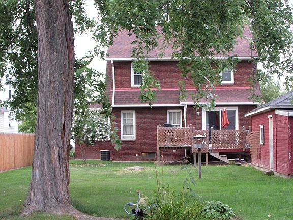 2nd image of 925 Birdseye Blvd
