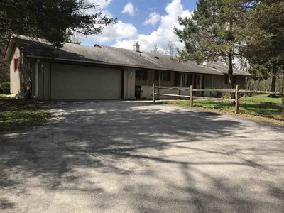 S63W35586 Piper Rd, Eagle, WI, 53119