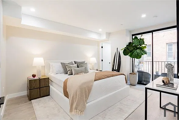 2 bed, 1057 sqft, $2,887 — Photo 4