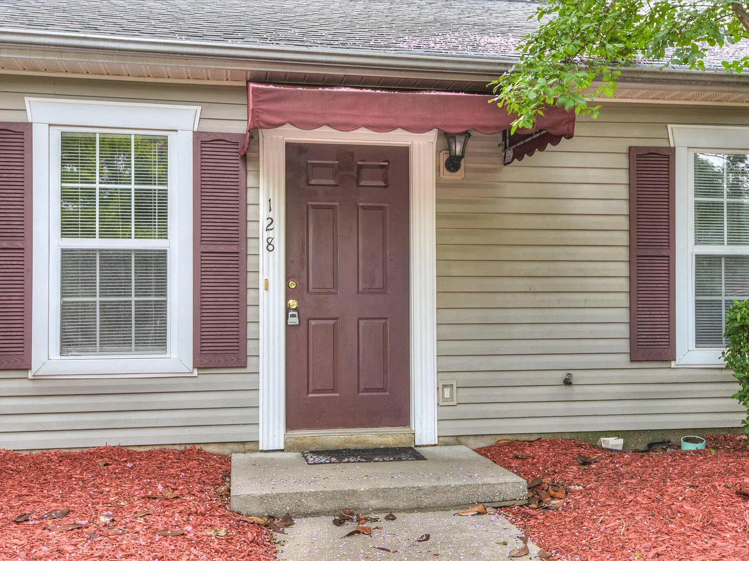 2 bed, 2.0 bath, 1092 sqft, $1,375 — Photo 4