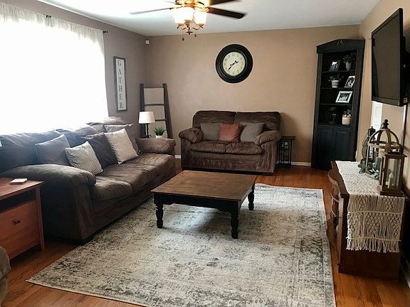 4th image of 3007 Glenwood Ave