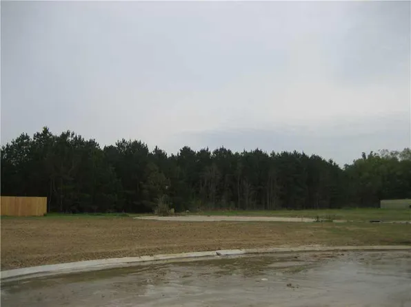 S Veteran Ave, Ponchatoula, LA 70454