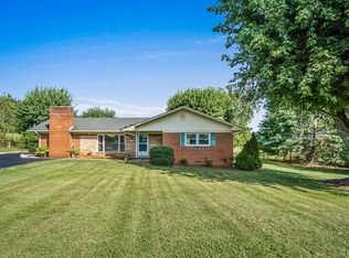 1377 Jamestown Hwy, Livingston, TN 38570