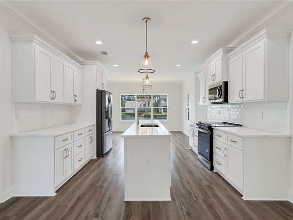 2nd image of 1074 Captains Cove Way