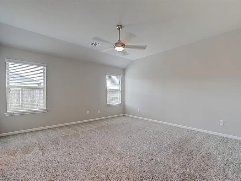 2206 Mirror Ridge Ct — Photo 22