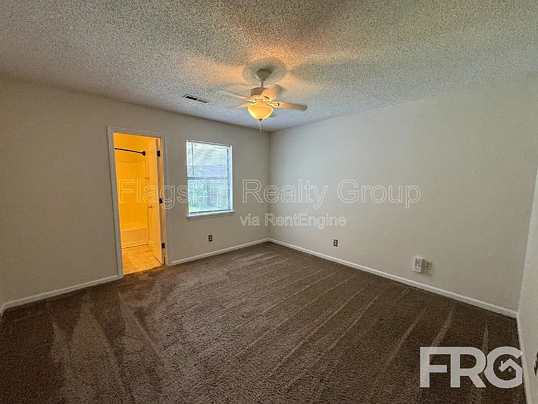 2108 E 3rd St #B — Photo 19