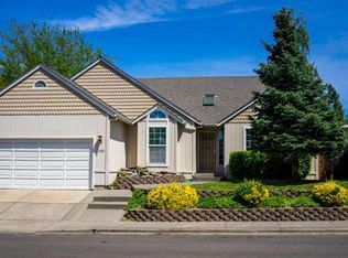 1402 N Modoc Ave, Medford, OR