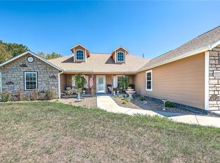 19537 Saunders Ln, Gravette, AR 72736