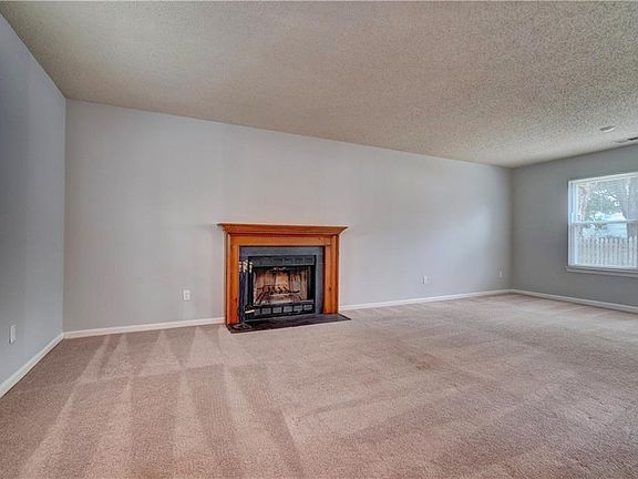 4th image of 2308 Misty Meadow Ct