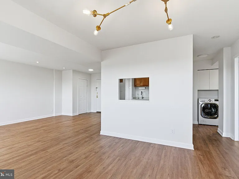 5340 Holmes Run Pkwy #1519 — Photo 8