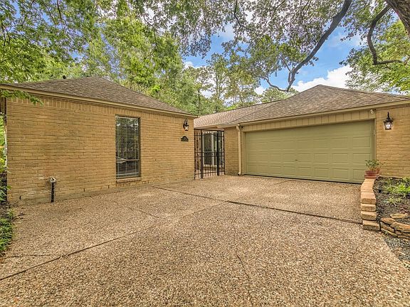 2nd image of 3231 Village Falls Ct