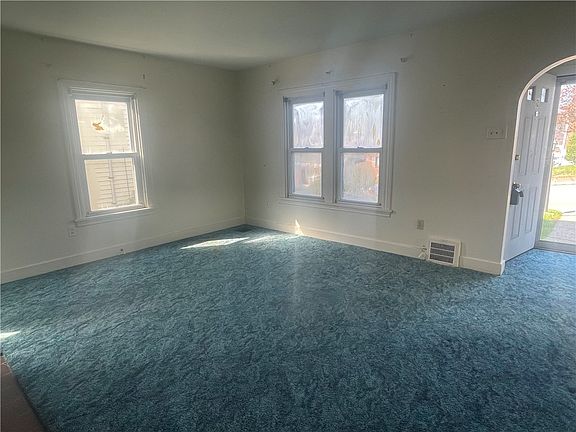 5th image of 1610 Taylor Ave