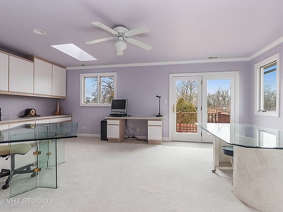 3rd image of 320 Forestway Dr