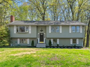 779 Bridge St, Suffield, CT 06078