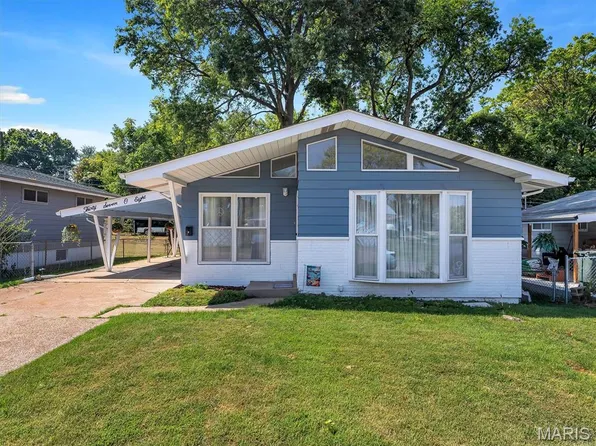 3708 Comstock Dr, Saint Louis, MO 63125