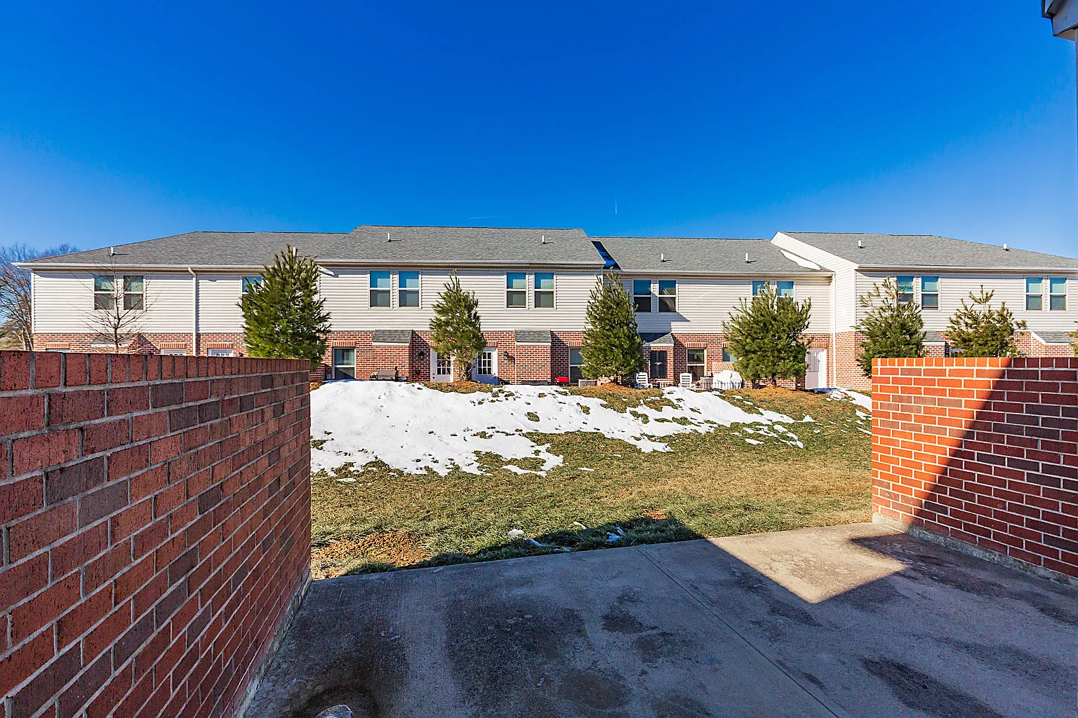 2 bed, 2.5 bath, 1250 sqft, $1,595 — Photo 4