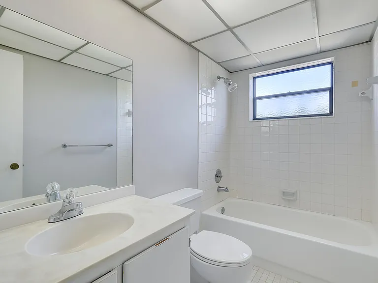 6751 N University Dr #302 — Photo 23